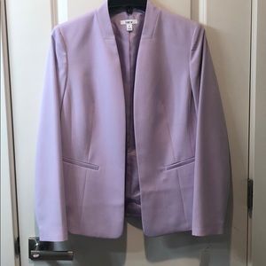 ✨NWT ✨Lavender Suit Jacket
